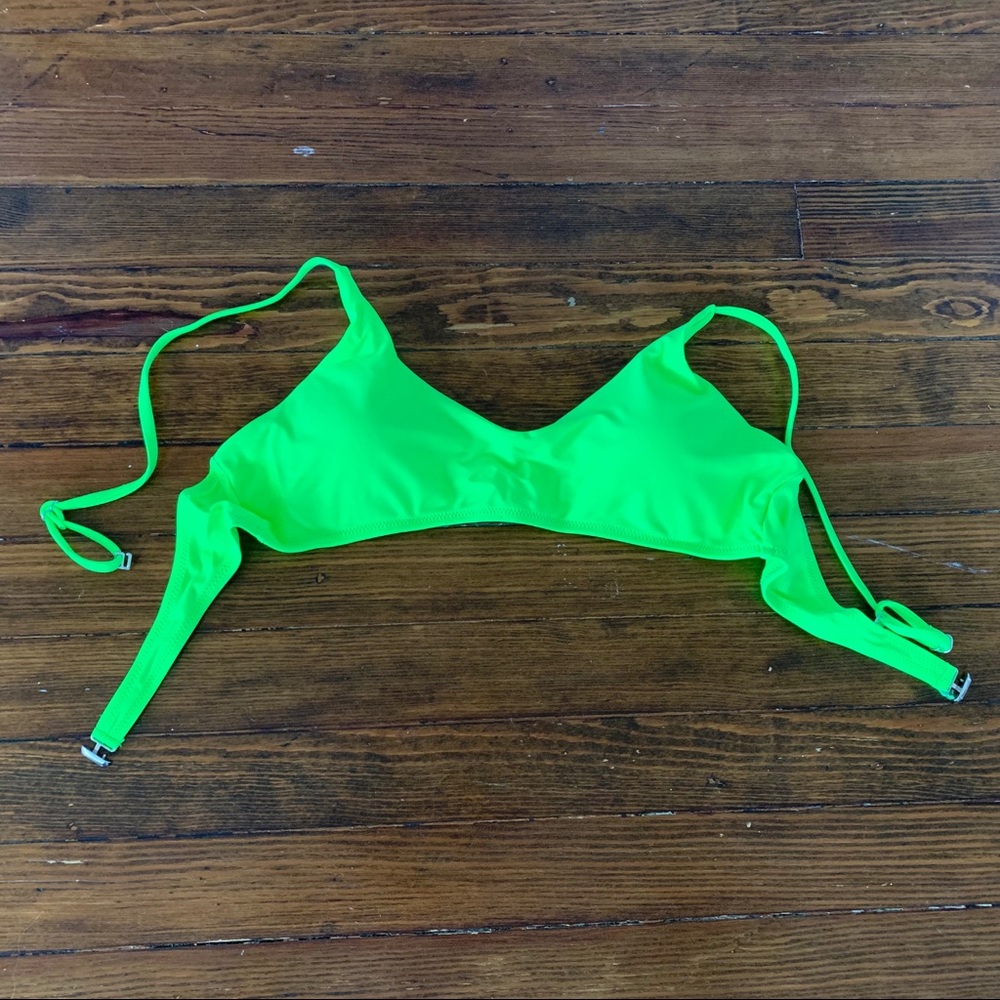Lime green NWT bikini top size M
